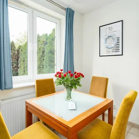 Kasprowicza Grey Apartment *